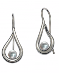 Sterling pearl Mana earring by Ed Levin 