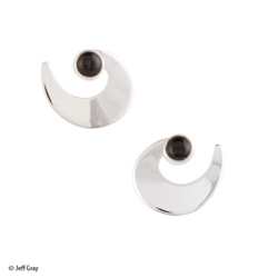 Post earring by Jeff Gray - sterling silver with onyx 